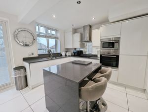 Photo 14- click for photo gallery